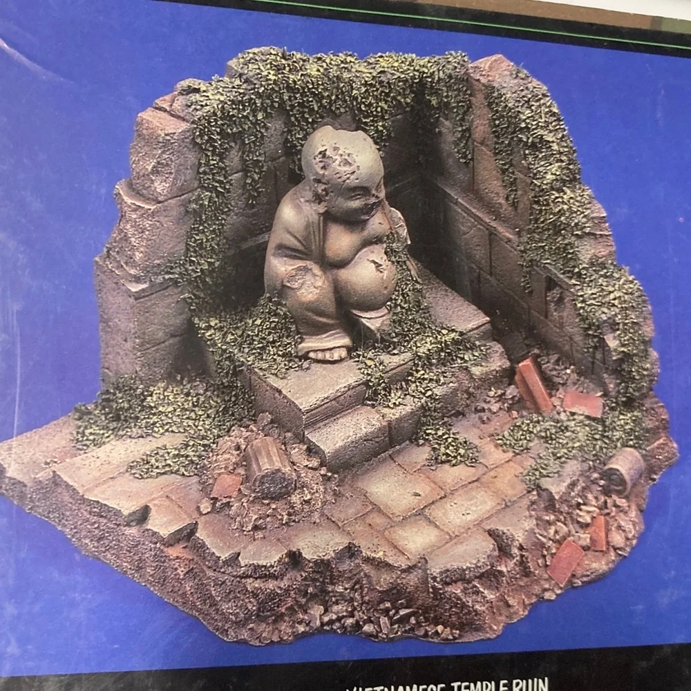 Verlinden Vietnamese Temple Ruin, 1/35 scale, new in sealed box, Vietnam War era